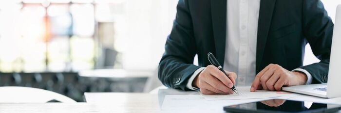 Institutional Leases - Everything You Need to Know Live at Your Desk