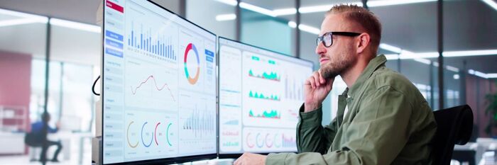 How to Use Data Analytics in Legal Advisory & Regulatory Compliance 