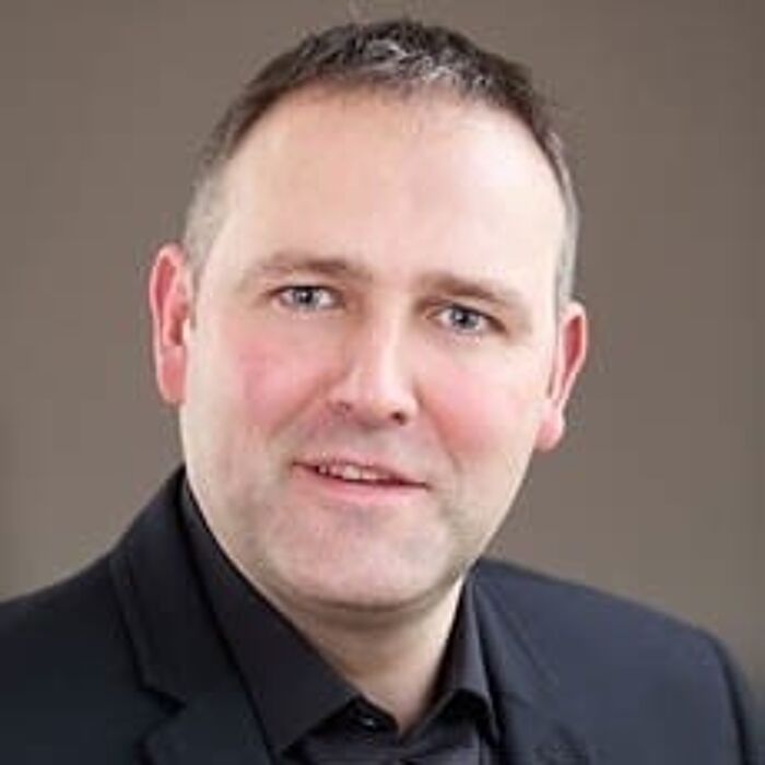 Image of Peter Edwards