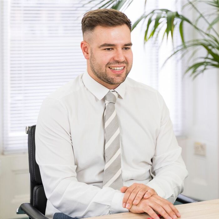 Image of Luke Dickinson