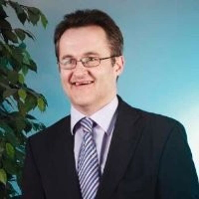 Image of Simon Craddock