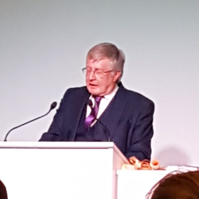 Image of Stephen Allinson