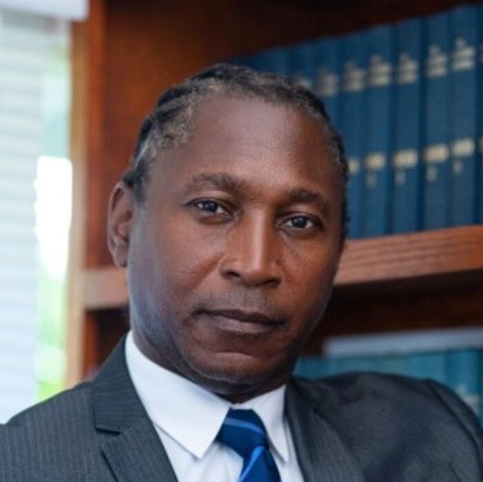 Image of Leslie Thomas KC