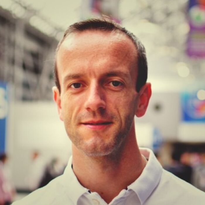 Image of Clive Smith