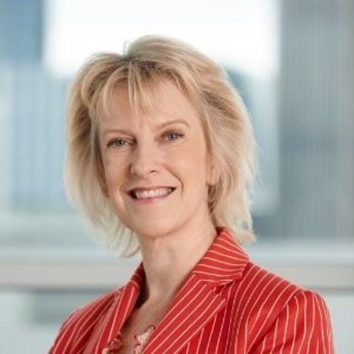 Image of Carolyn Saunders
